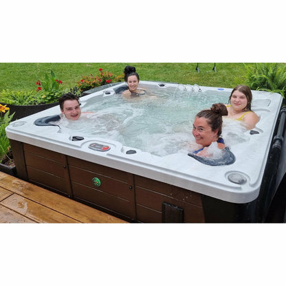 CANADIAN SPA COMPANY Erie AI Hot Tub | 6-Person 46-Jet