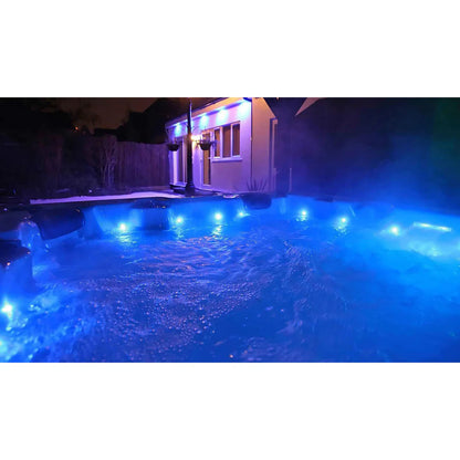 CANADIAN SPA COMPANY Toronto UV 44-Jet 5-6 Person Hot tub